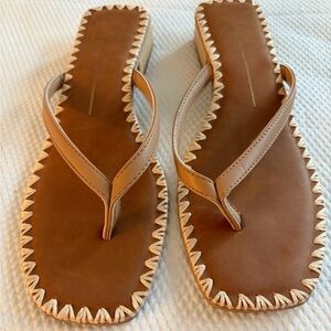 Dolce Vita Brown and Cream Sandals with rafia details size 8.5
